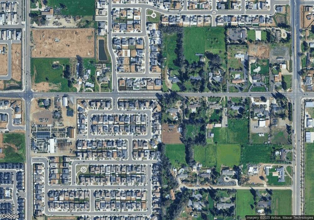 2480 N Apricot Ave, Fresno, CA 93727 - photo 1