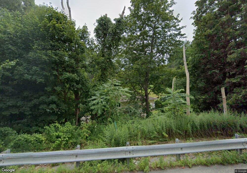 1462 E Main St, Shrub Oak, NY 10588 - photo 1