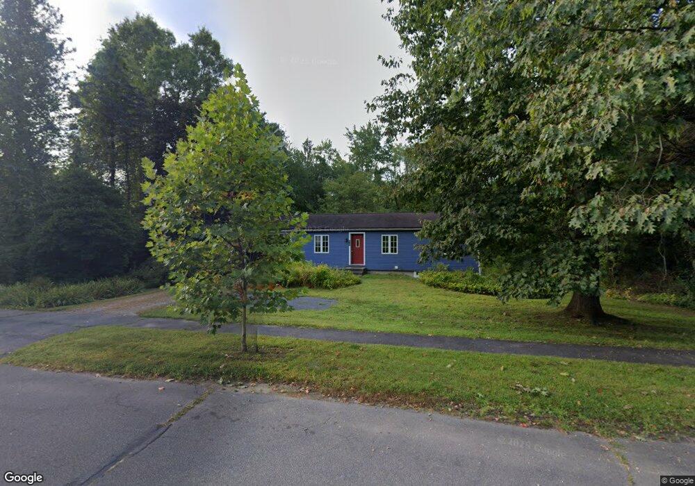 54 Longmeadow Dr, Amherst, MA 01002 - photo 1