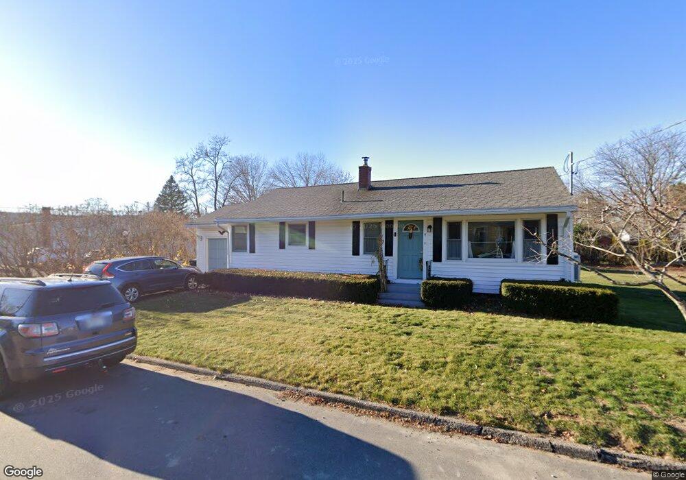 4 Lawn Ave, Saco, ME 04072 - photo 1