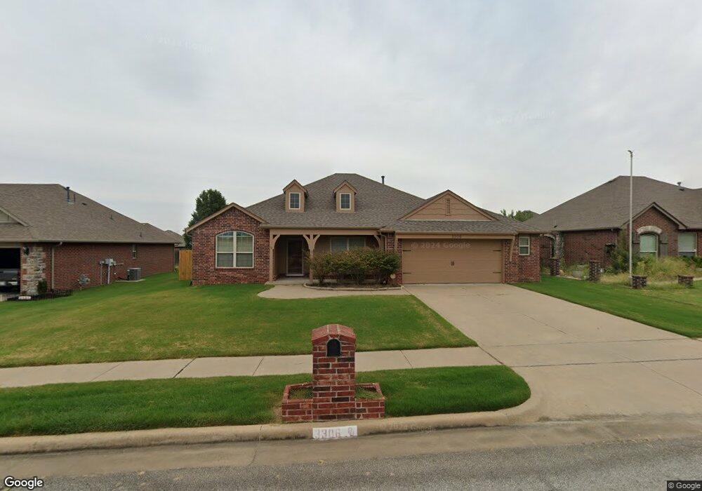 3306 E Fairmont Place, Broken Arrow, OK 74014 - photo 1