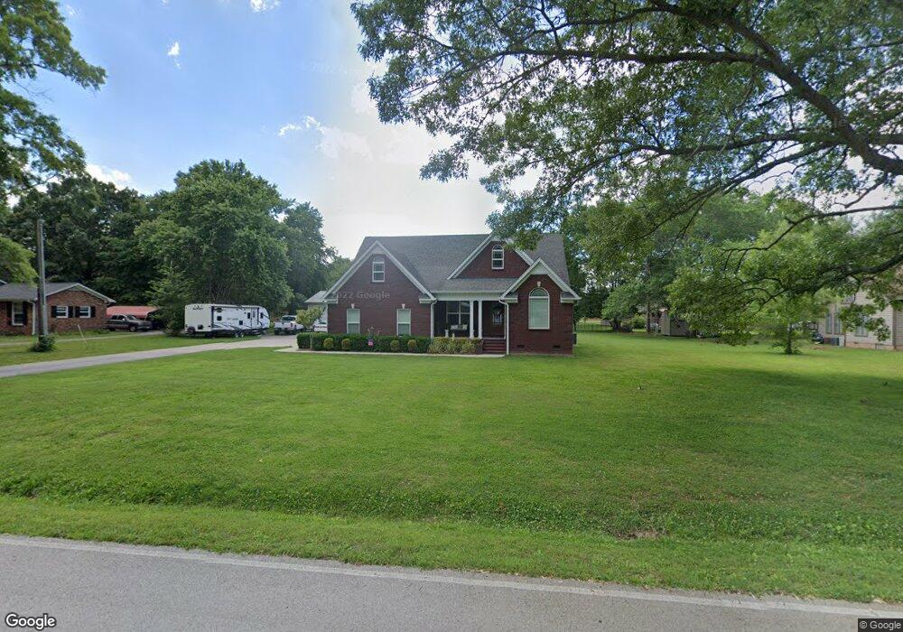 176 Deerfield Cir, Manchester, TN 37355 - photo 1