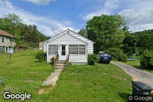 126 Deck St, Mount Hope, WV 25880