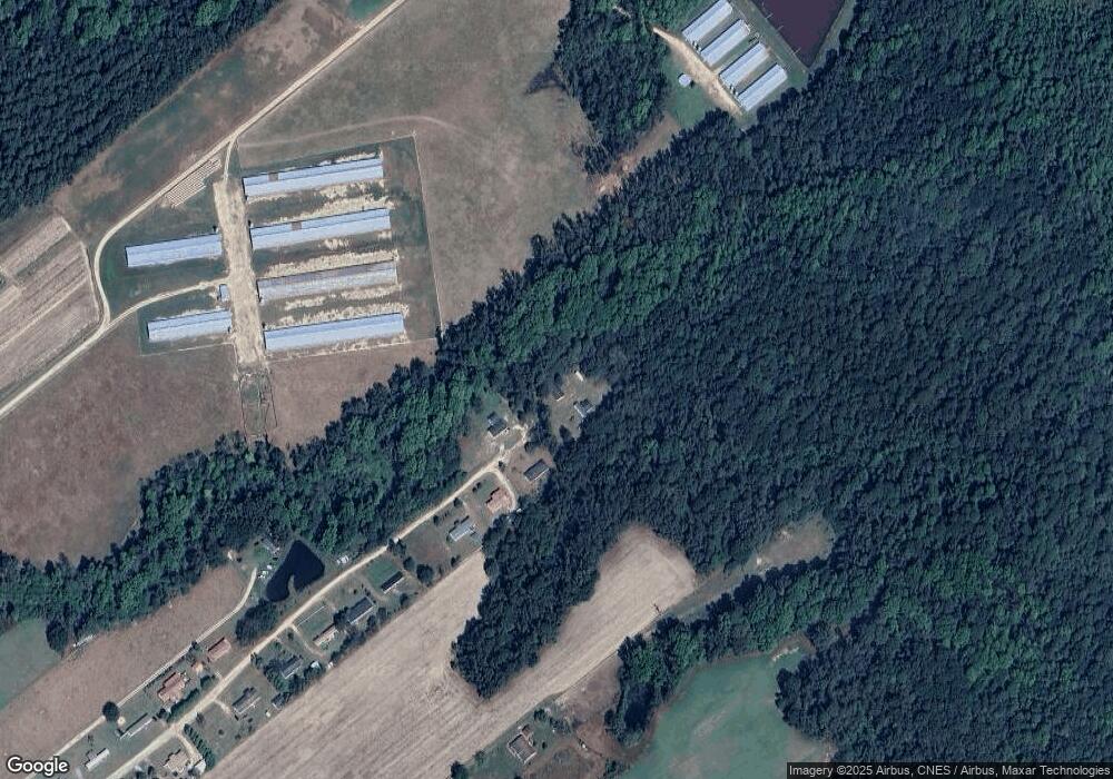 455 Trapper Run Ln, Clinton, NC 28328 - photo 1