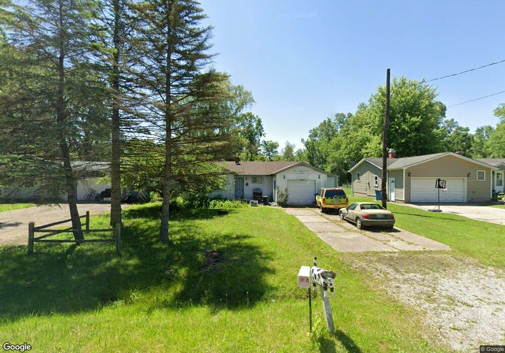 6382 Webb Dr, Flint, MI 48506 - photo 1