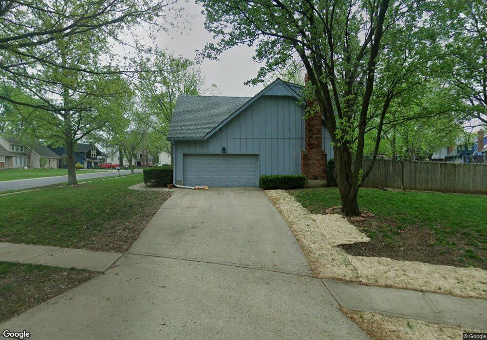 7804 Monrovia St, Shawnee, KS 66216 - photo 1