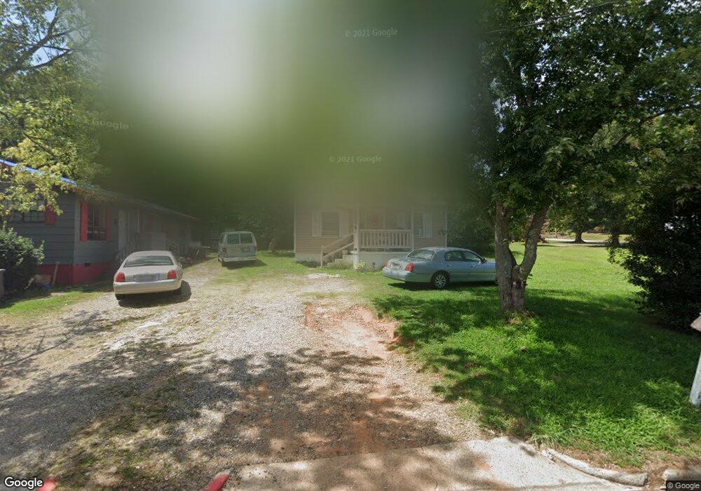 733 Brevard St, Statesville, NC 28677 - photo 1