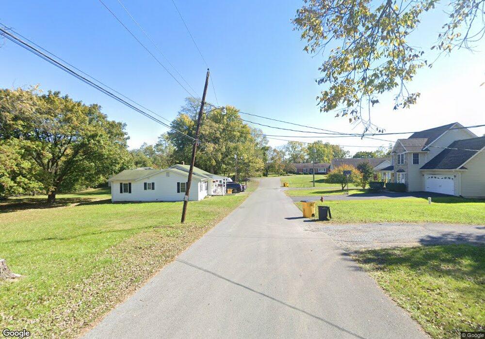 Monument Ln unit 21A, Bunker Hill, WV 25413 - photo 1