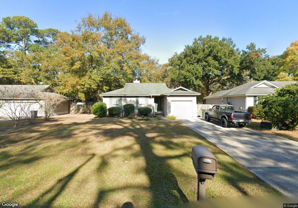 1105 Cobb Rd, Savannah, GA 31410 - photo 1
