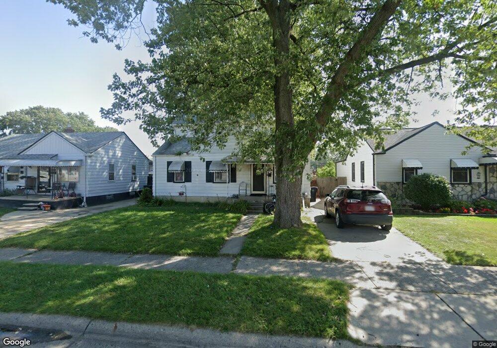 26250 Blumfield St, Roseville, MI 48066 - photo 1