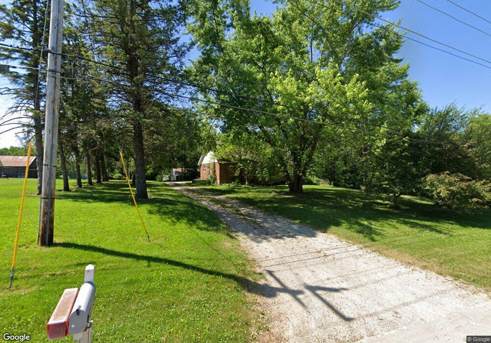 2212 W 12th St, Cedar Falls, IA 50613 - photo 1