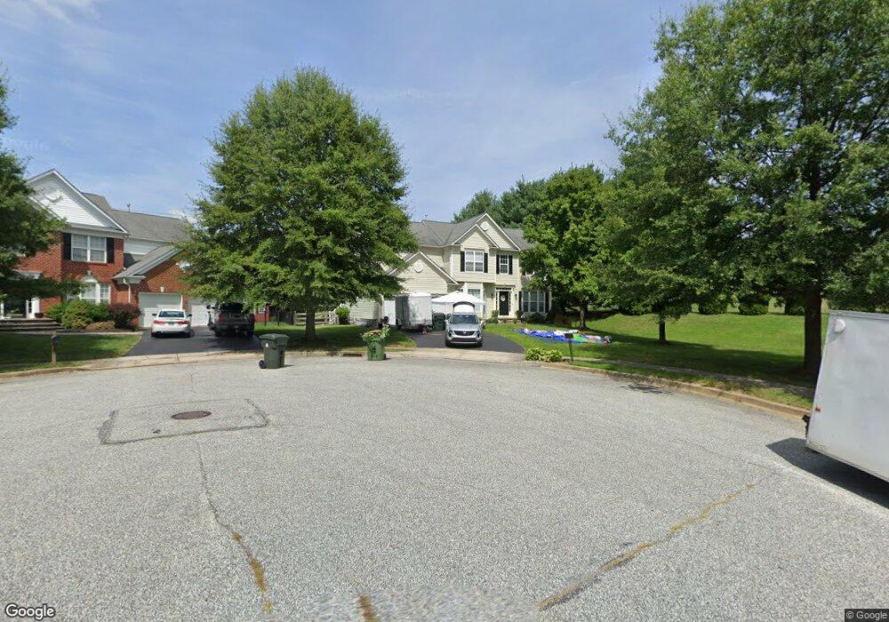 102 Mistletoe Ct W, Newark, DE 19711 - photo 1