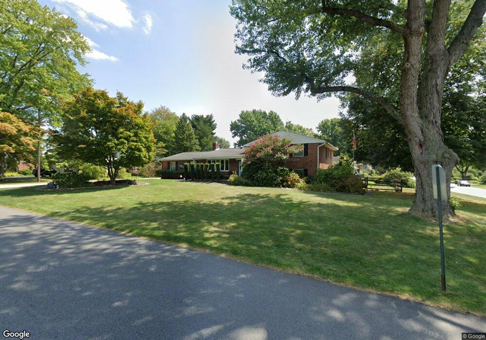 402 Meadow Ln, Wallingford, PA 19086 - photo 1