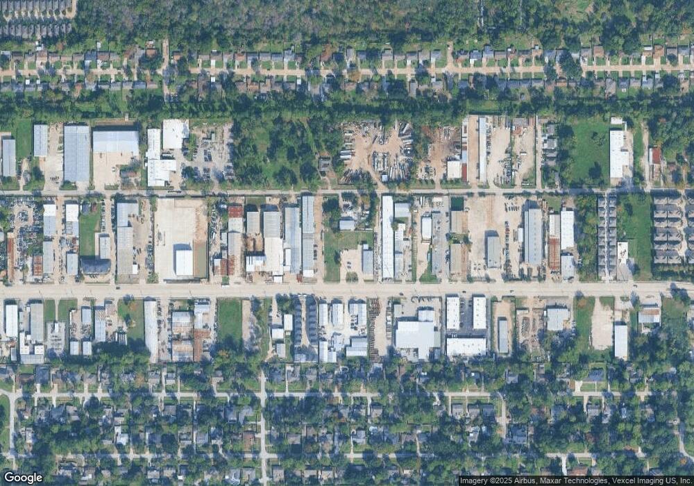 3542 Pinemont Dr, Houston, TX 77018 - photo 1