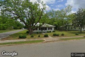 1060 Ashley St, Rochelle, GA 31079