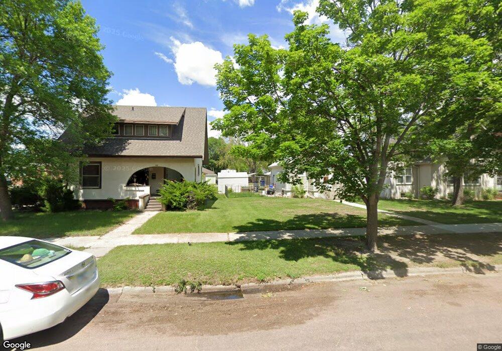 318 W 11th Ave, Mitchell, SD 57301 - photo 1