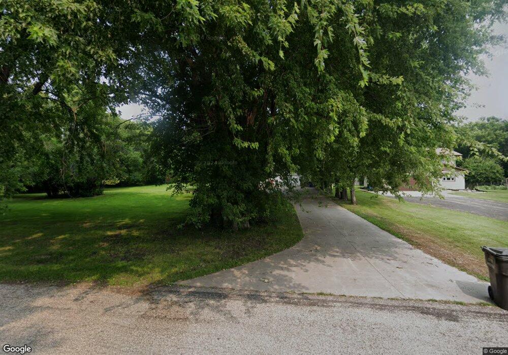 904 7th Ave NW, Jamestown, ND 58401 - photo 1