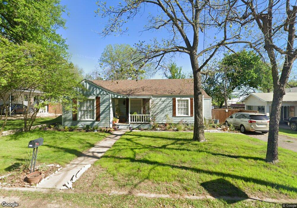 112 W Josephine St, Weatherford, TX 76086 - photo 1