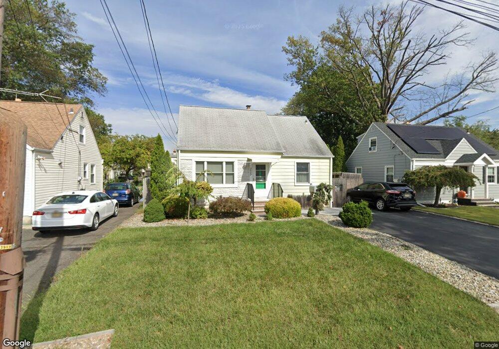 325 Howard Ave, Middlesex, NJ 08846 - photo 1