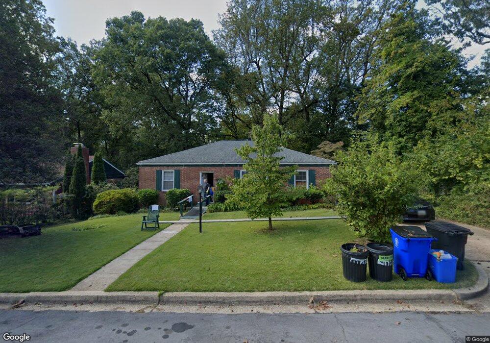 8920 Walden Rd, Silver Spring, MD 20901 - photo 1