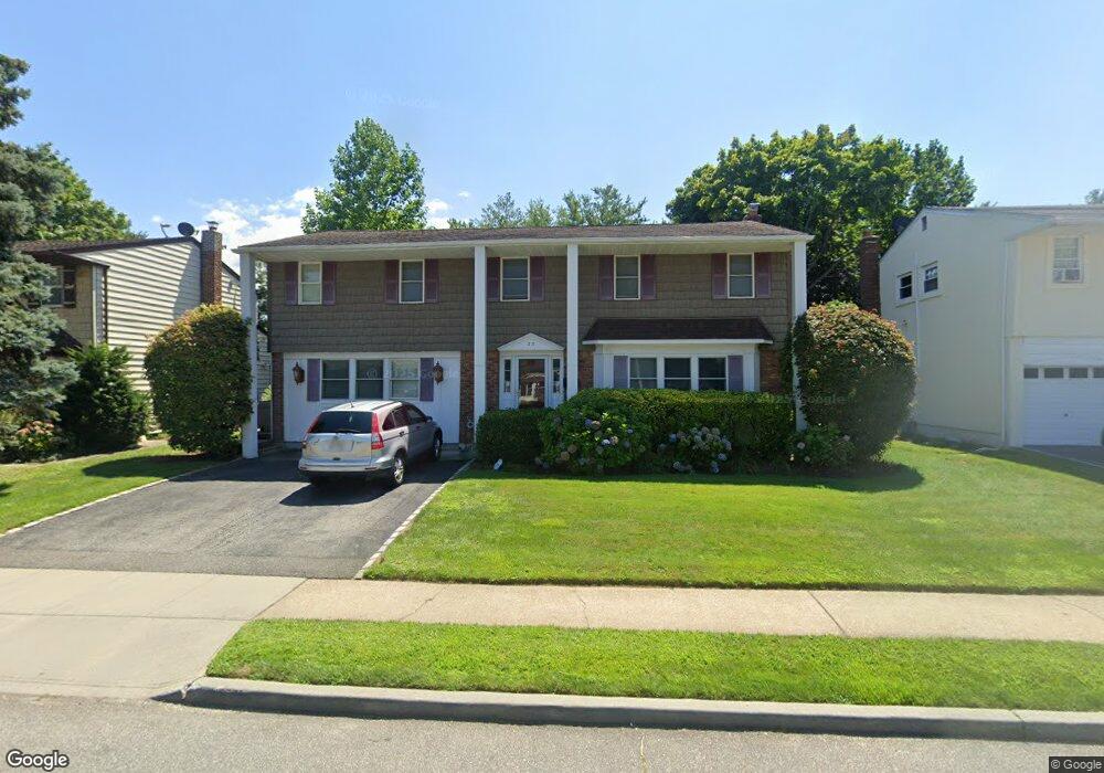 23 Broadfield Place, Glen Cove, NY 11542 - photo 1