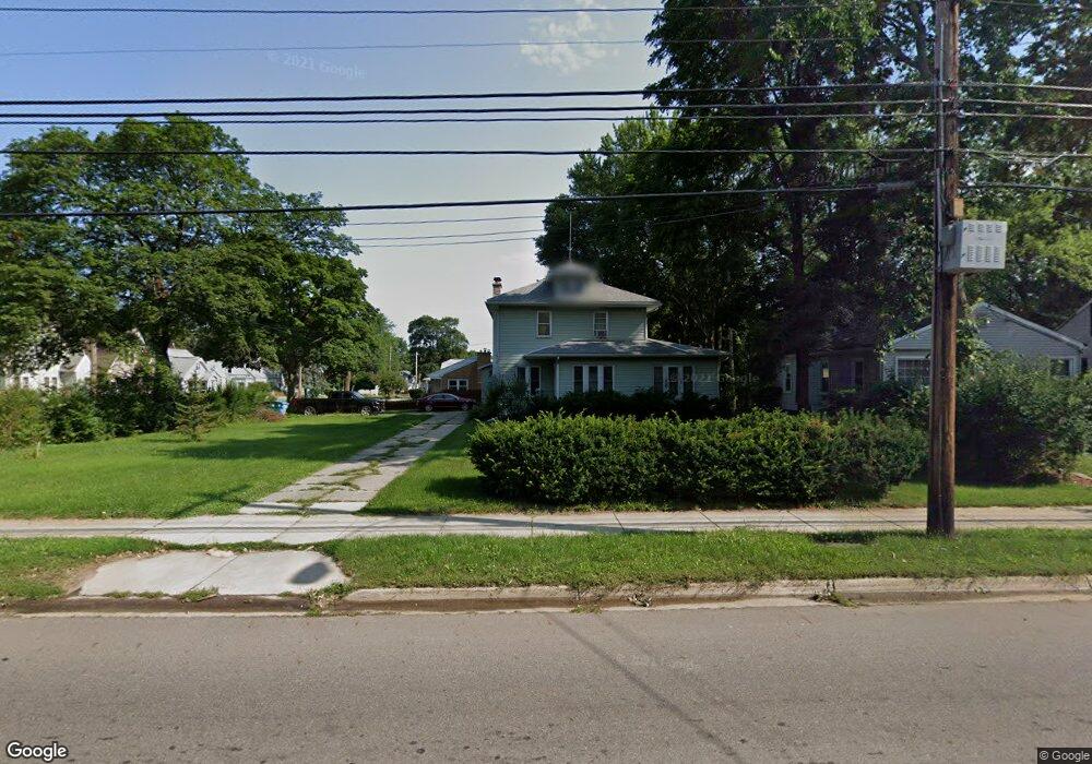 1434 W Willow St, Lansing, MI 48915 - photo 1