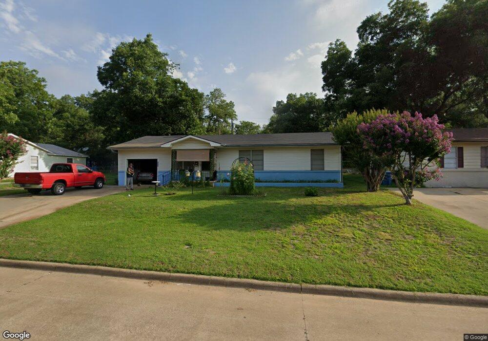 1315 W Crawford St, Denison, TX 75020 - photo 1