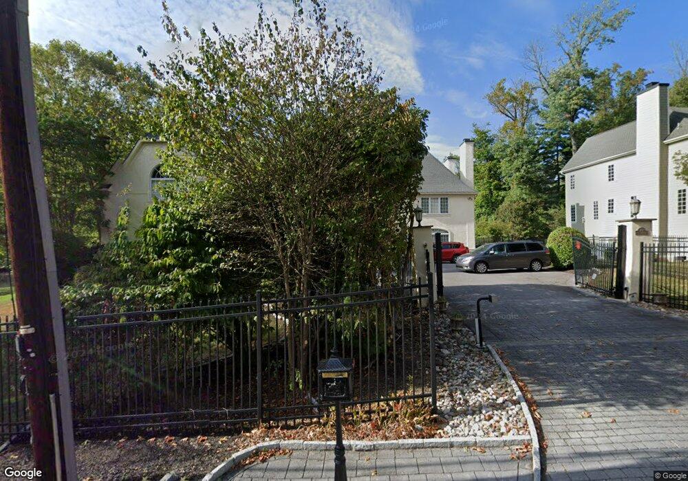 430 N Ithan Ave, Bryn Mawr, PA 19010 - photo 1