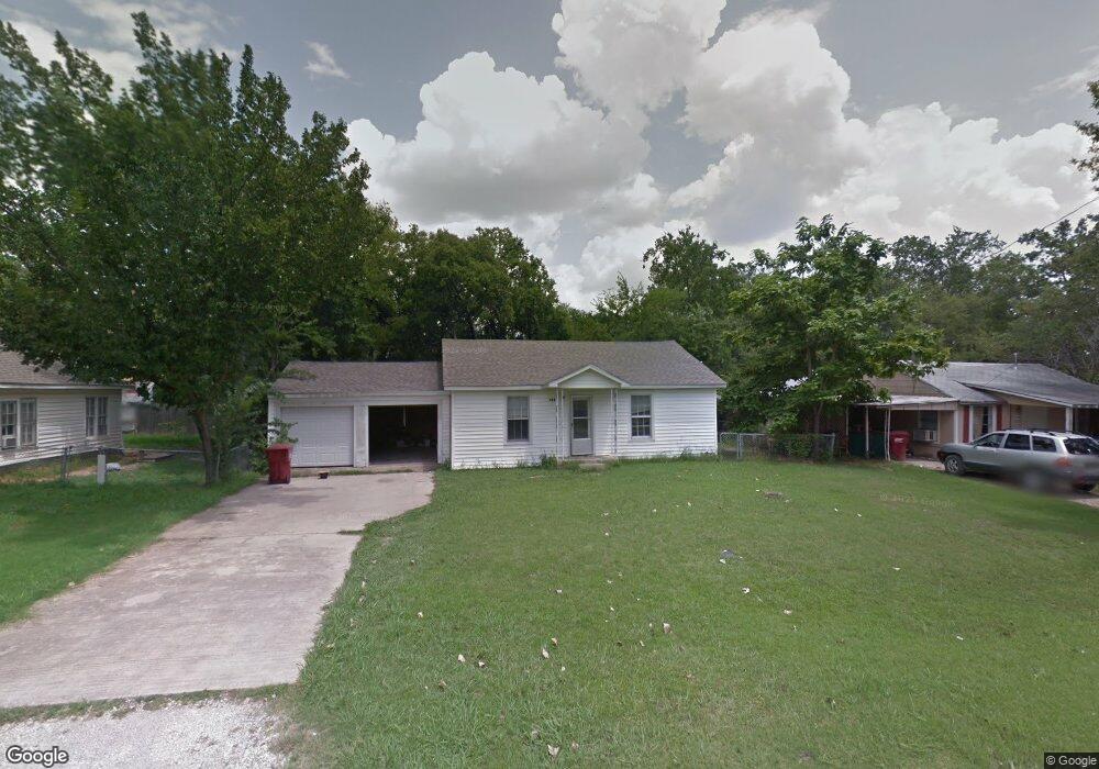 1804 Oriental St, Bonham, TX 75418 - photo 1