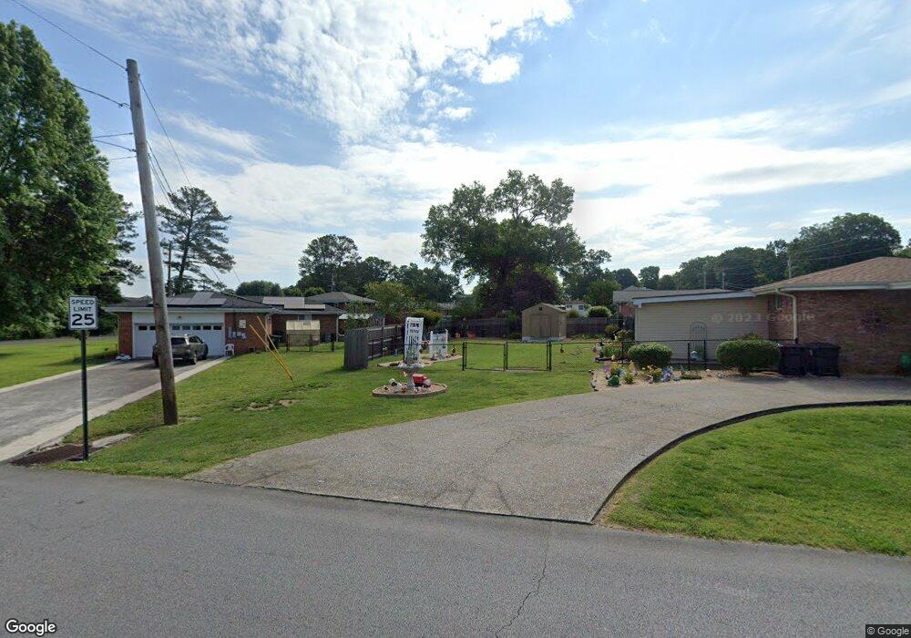 519 Baker St, Fort Oglethorpe, GA 30742 - photo 1