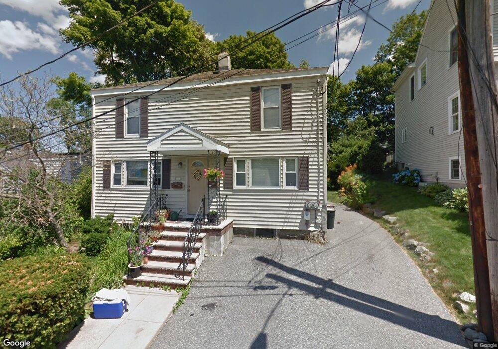 2 Smith St, Arlington, MA 02476 - photo 1