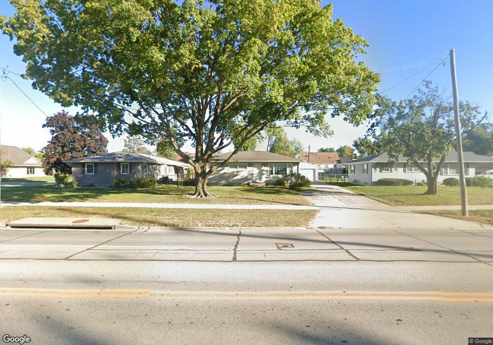 3806 Mount Vernon Rd SE, Cedar Rapids, IA 52403 - photo 1