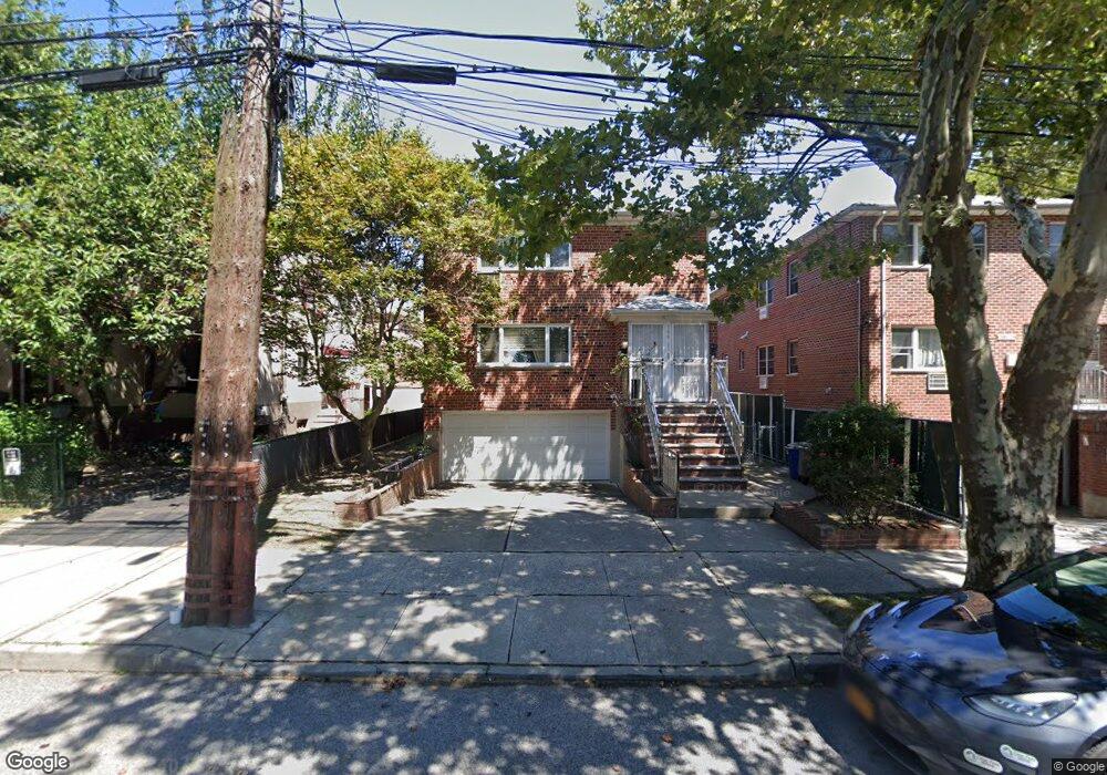 16611 65th Ave, Fresh Meadows, NY 11365 - photo 1