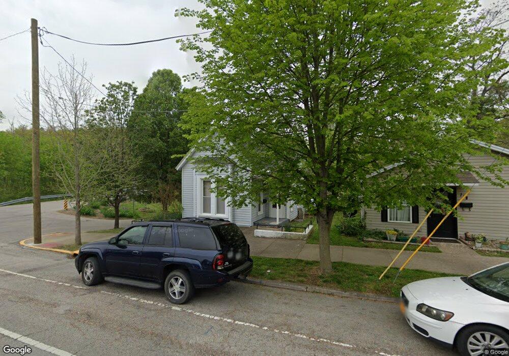 722 W Spring St, New Albany, IN 47150 - photo 1