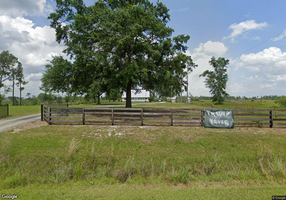 1180 Lindsey Merritt Rd, Broxton, GA 31519 - photo 1