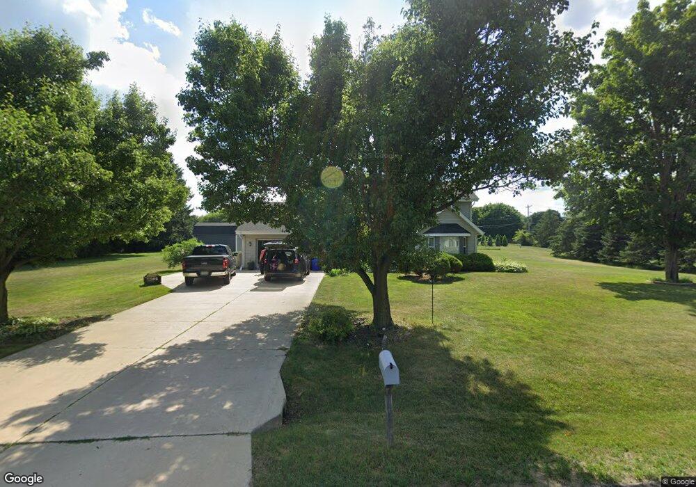 W268N5967 Mountain Meadows Dr, Sussex, WI 53089 - photo 1