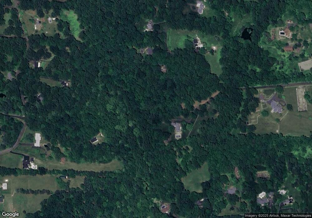 13120 Fox Shadow Ln, Clifton, VA 20124 - photo 1