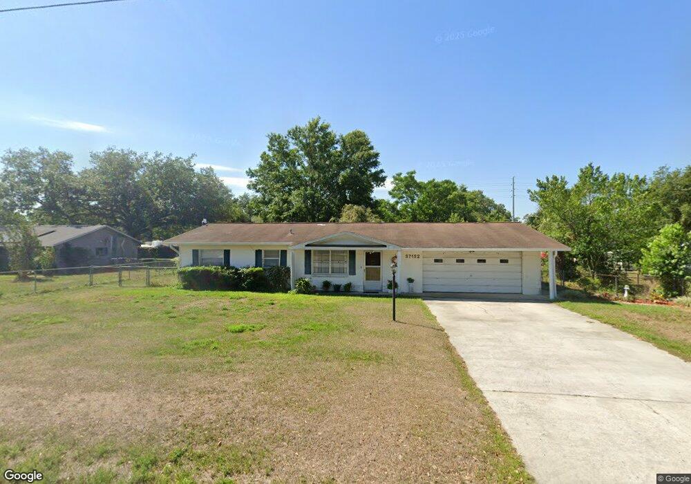 37152 Rutledge Dr, Zephyrhills, FL 33541 - photo 1