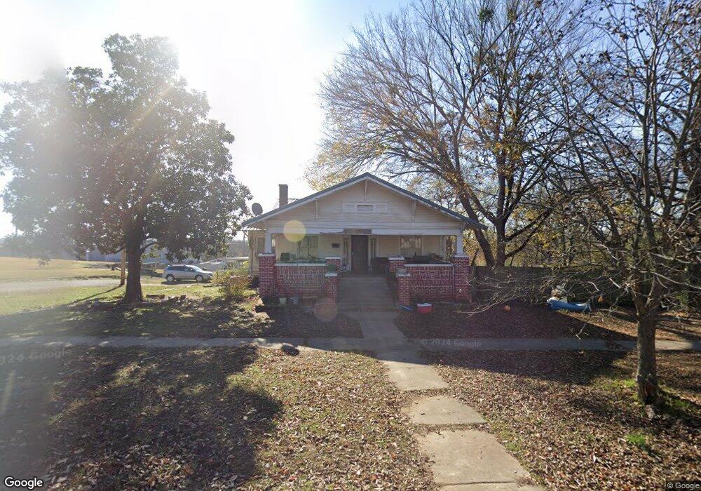 201 W Cummings St, Henryetta, OK 74437 - photo 1