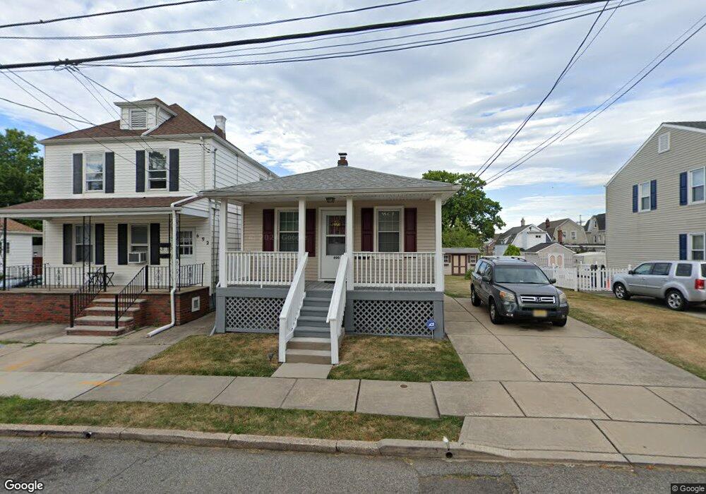 688 Colgate Ave, Perth Amboy, NJ 08861 - photo 1