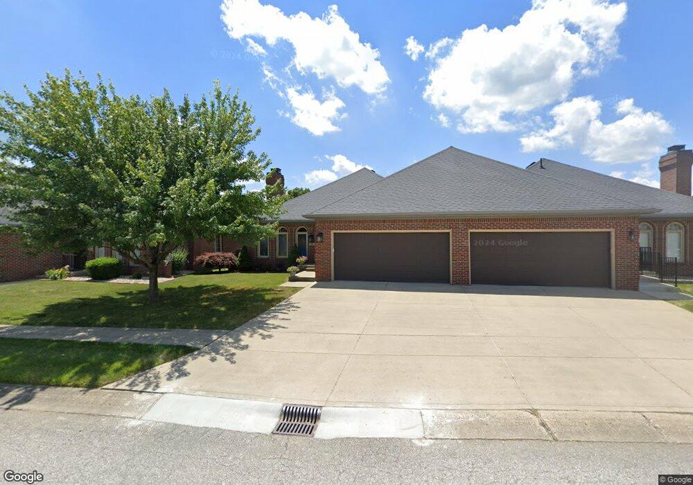 252 Andrews Boulevard East Dr, Plainfield, IN 46168 - photo 1