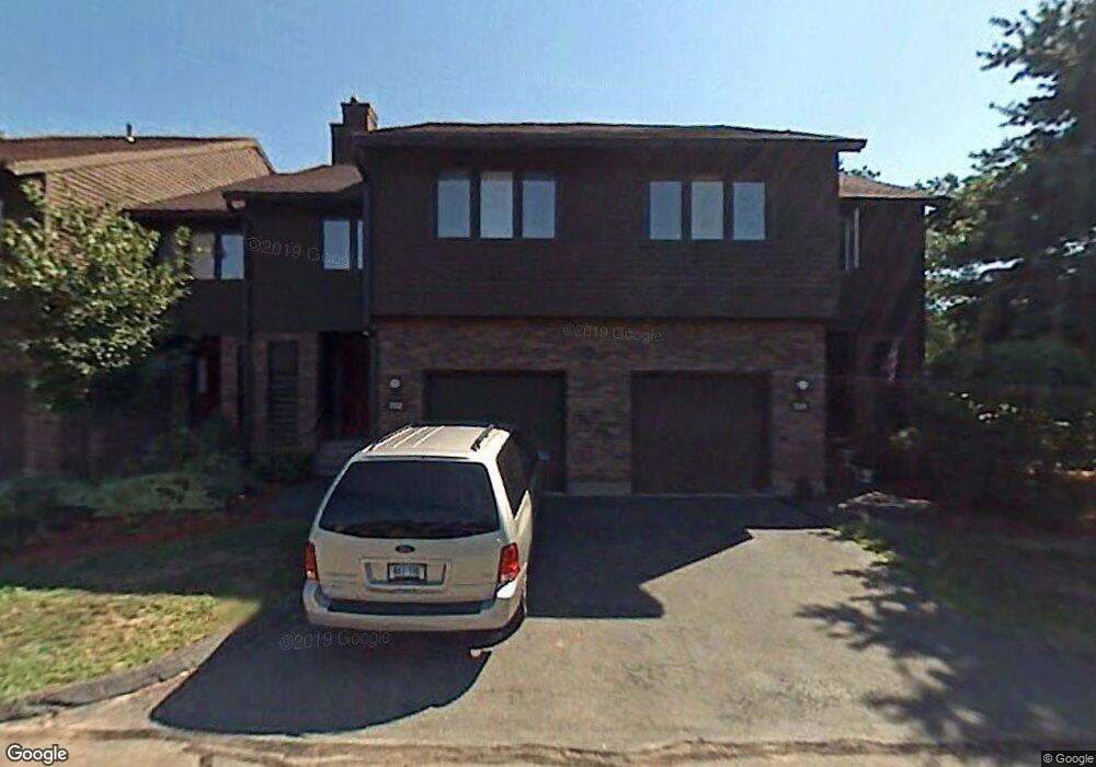 7 Fox Run Ct, Newington, CT 06111 - photo 1