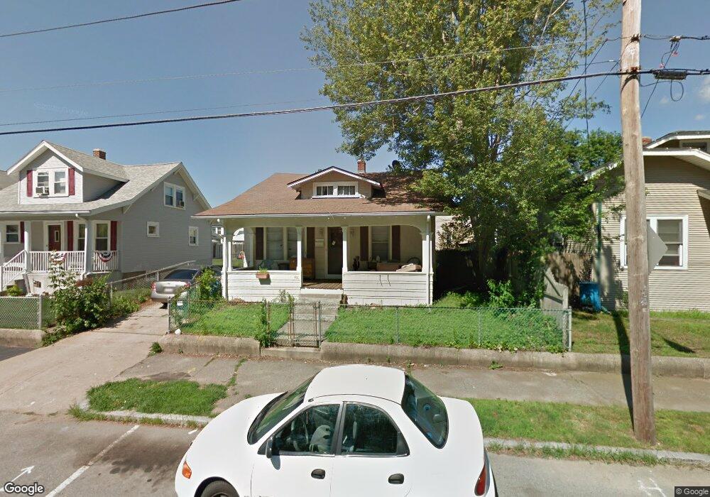 460 Daggett Ave, Pawtucket, RI 02861 - photo 1