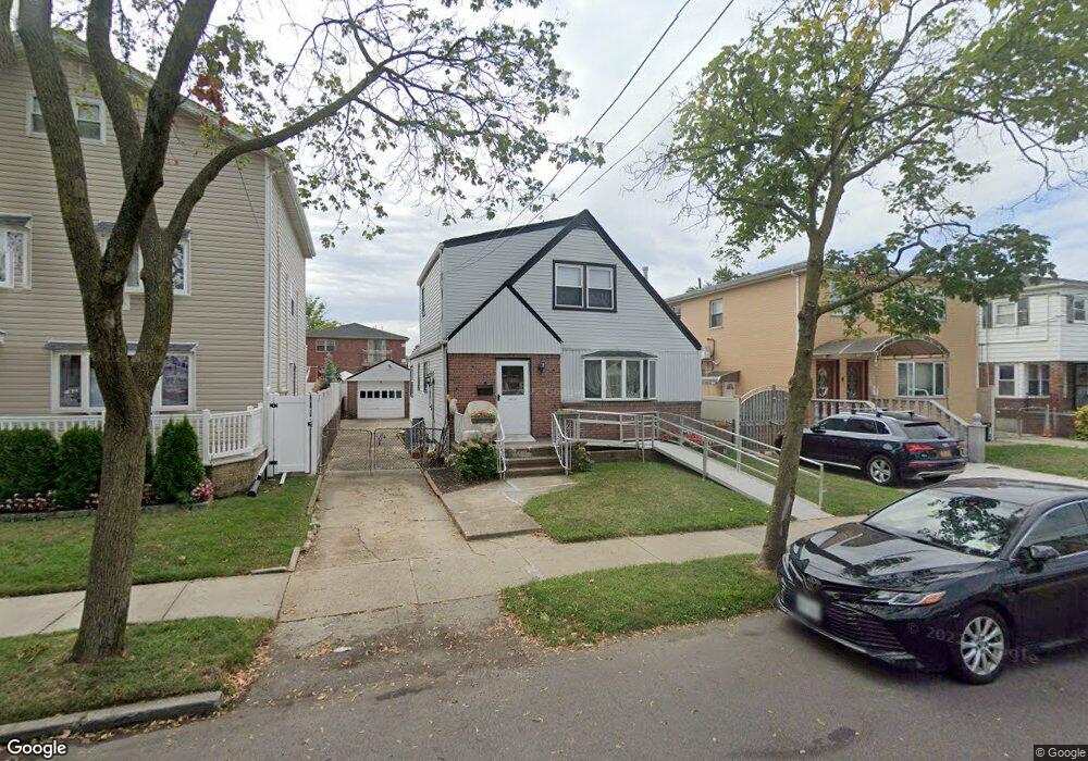 13622 62nd Rd, Flushing, NY 11367 - photo 1