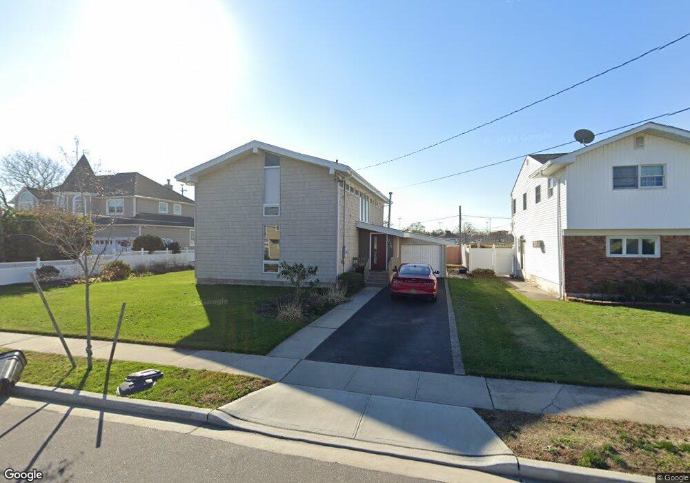 246 Delaware Ave, Island Park, NY 11558 - photo 1