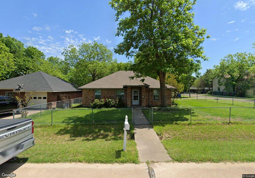 1001 E Milam St, Ennis, TX 75119 - photo 1
