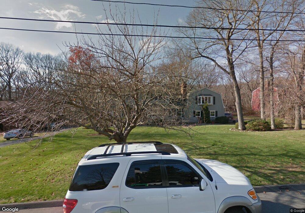 258 Putting Green Rd, Trumbull, CT 06611 - photo 1