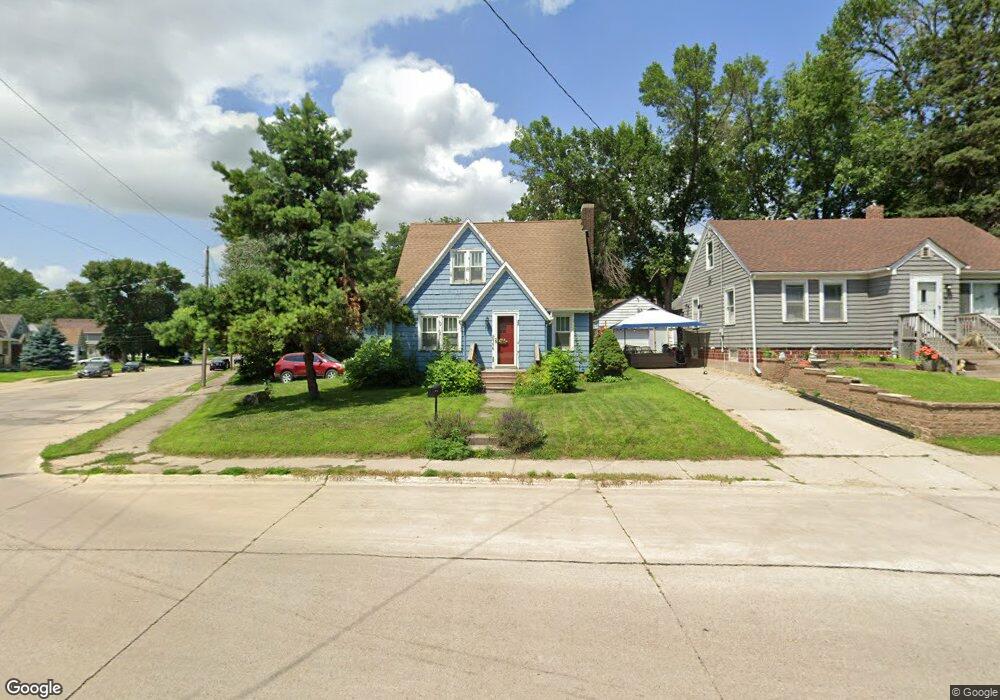 605 Johnson St, Albert Lea, MN 56007 - photo 1