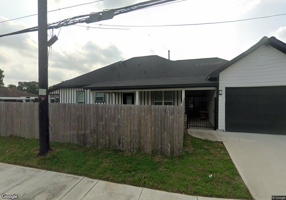 4502 Kingsbury St, Houston, TX 77021 - photo 1