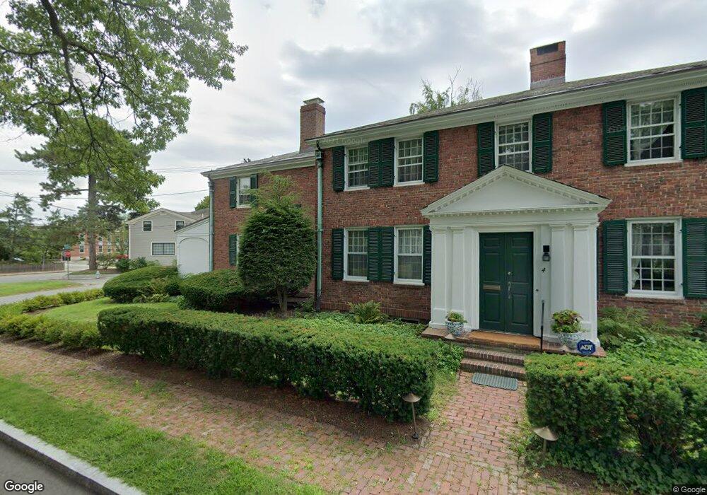 2 Gray Gardens W, Cambridge, MA 02138 - photo 1